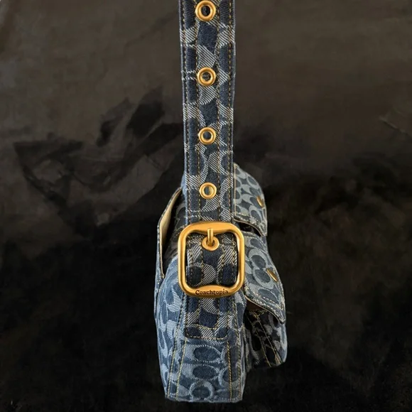 Coachtopia Cargo Shoulder Bag in Upcrafted Denim - Picture 13 of 16